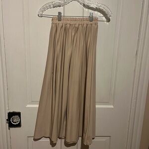 Elegant Tan Midi Skirt